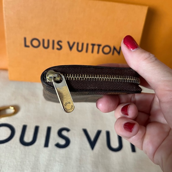 Louis Vuitton Damier Ebene Compact LV Zippy Wallet Wristlet - Picture 5 of 16